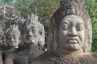 Rzezby w Angkor Wat